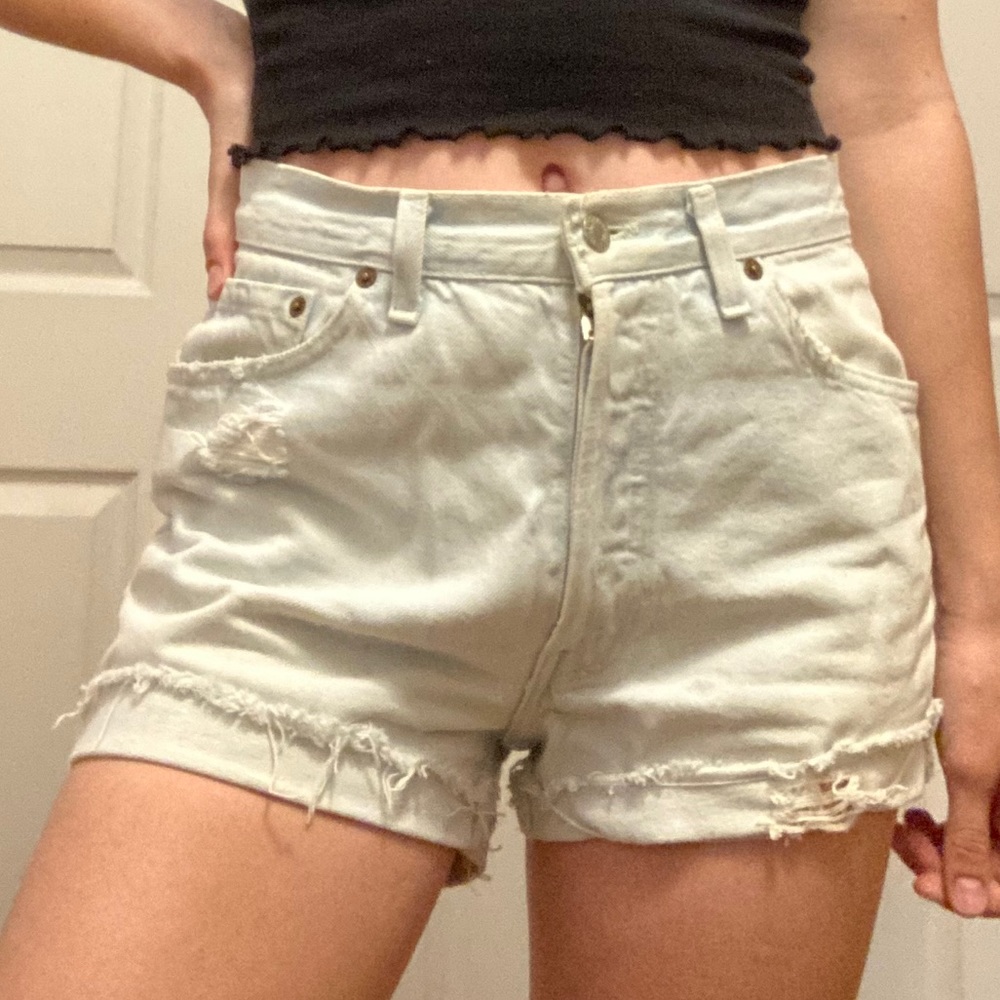 Levi’s Mom shorts
